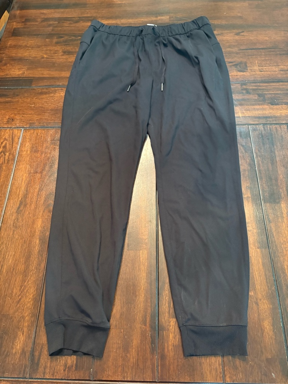 Women’s Drawstring Travel Joggers in Black and Light Gray Size M - Picture 6 of 7